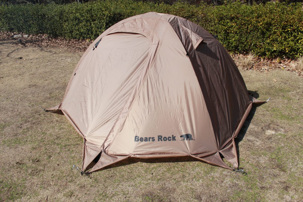雪や冷気をしっかり防ぐ！Bears Rockの最新スカート付きテントは