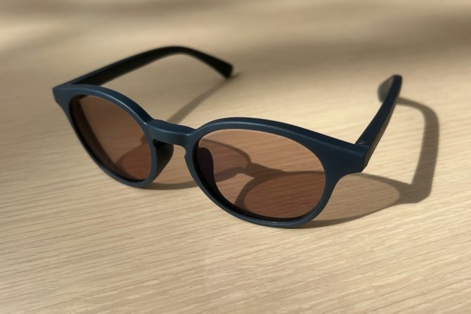 ジンズ×スノーピーク の「Rubber SUNGLASSES」