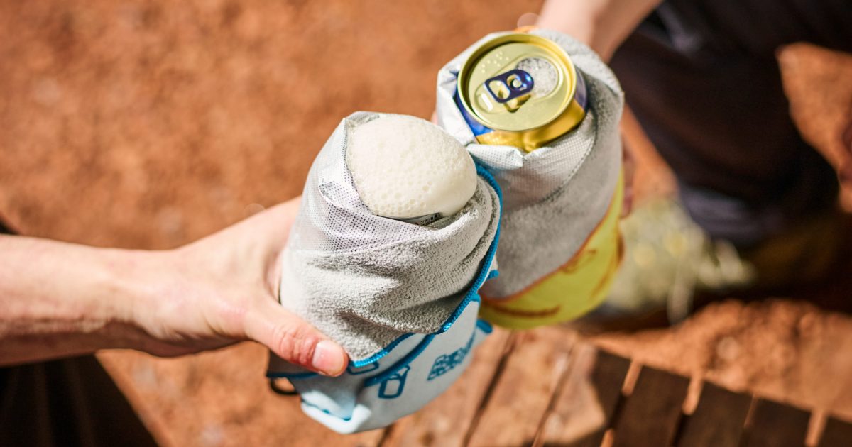 最後まで冷たいビールを飲みたい」を叶えるアイディア保冷グッズ！描か