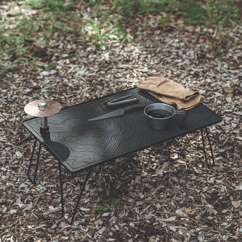「TOPOGRAPHIC BAR MAT」4,378円