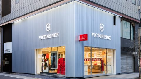 フラッグシップストア「ビクトリノックス 銀座店」がリニューアルオープン！スイスのクラフトマンシップを体感