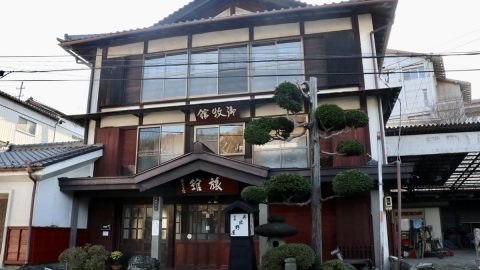 中山道で「犬神家」の宿、井出野屋旅館に泊まる