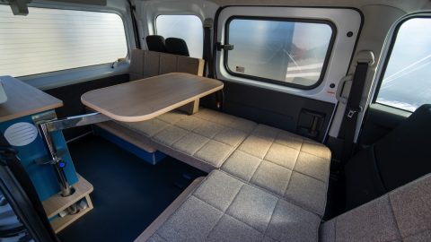 装備を絞り、お値段230万円～！岡モータースの軽キャン「ミニチュアボックス アトレー」でお得に車中泊しよう