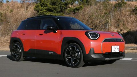MINIの最新モード「エースマン」はキャンプもこなせるEVなのだ