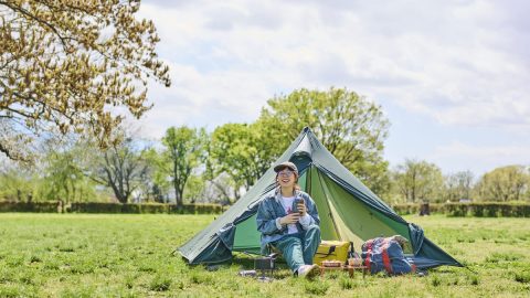 スパイスカレーとキンキンに冷えたビール！こいしゆうかさんのサーモス活用キャンプ術拝見
