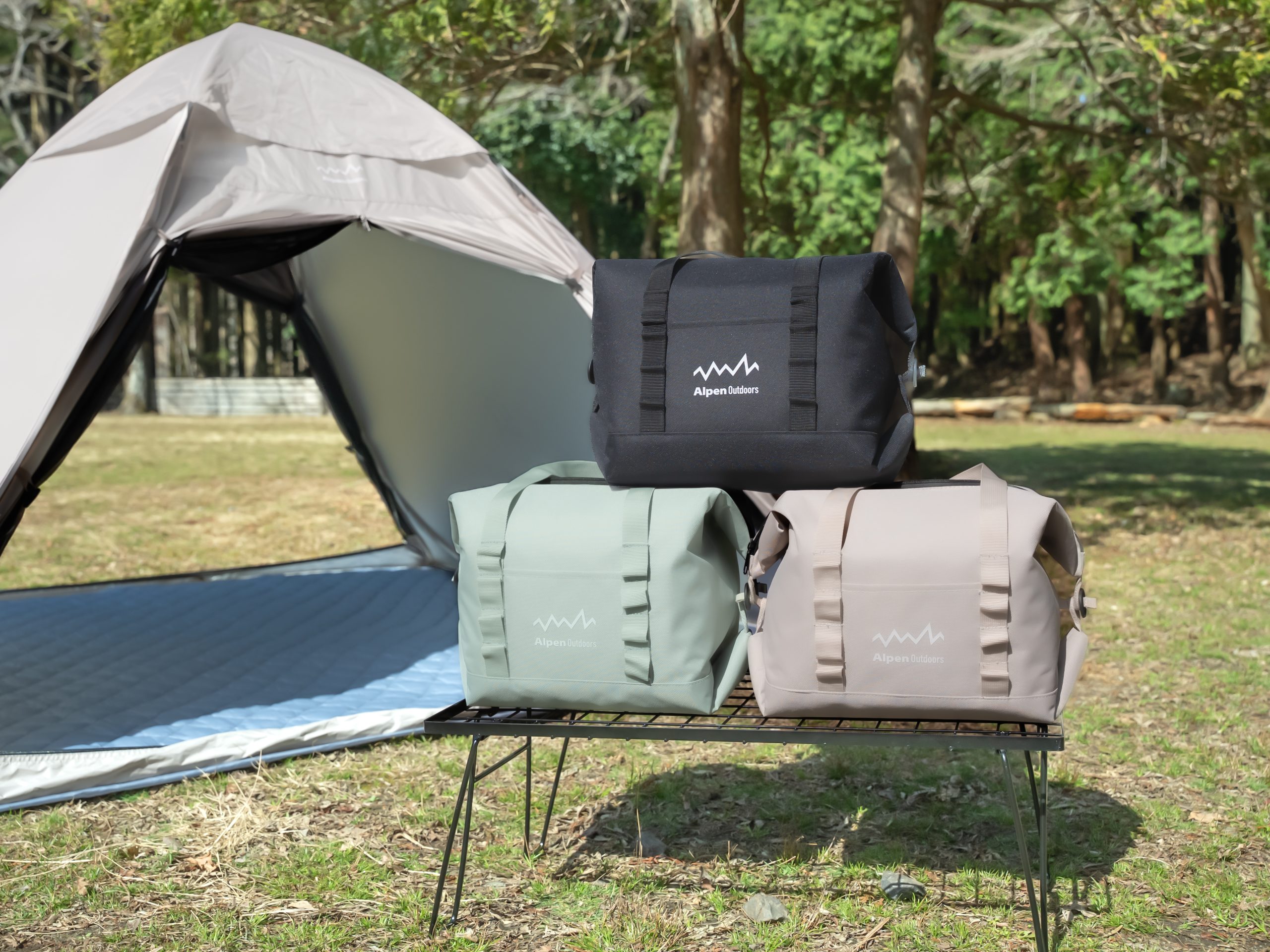 Alpen Outdoors（アルペンアウトドアーズ）／薄型ソフトクーラー10