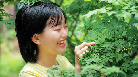 サンショウやノビルの醤油漬け、カラシナのマスタード…野山の草木から作ろう！うまいぞ、庭先調味料