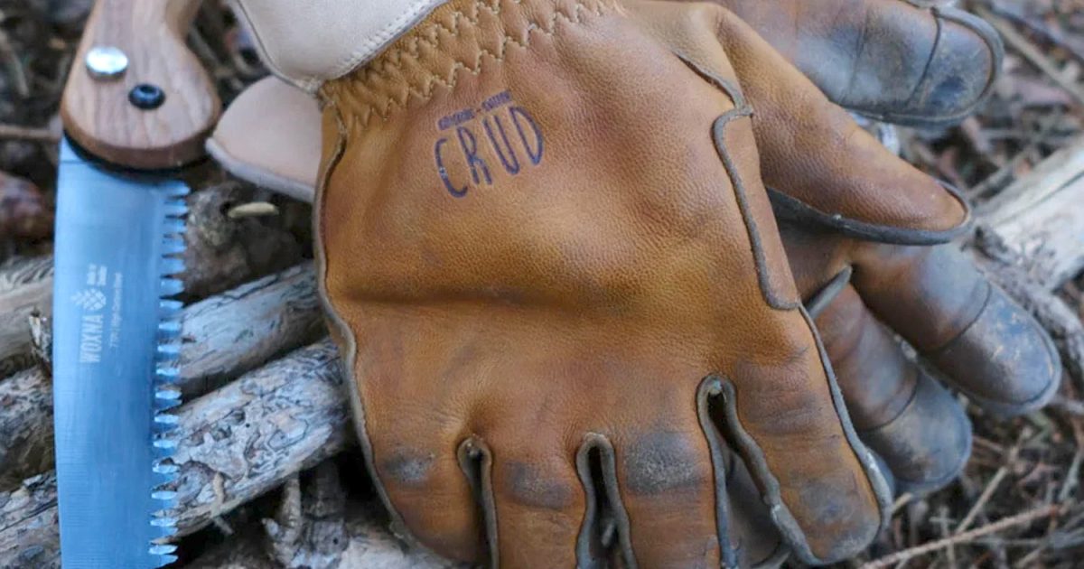 北欧発のキャンプアイテム】クルードの山羊革グローブ「ヴオガス」は