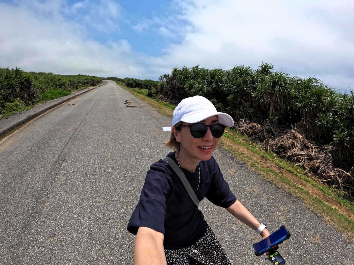島の南側をサイクリング