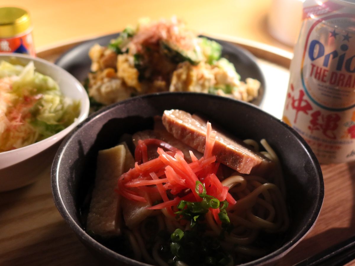 簡単に作れておいしい「八重山そば」はキャンプにおすすめ!レシピも紹介