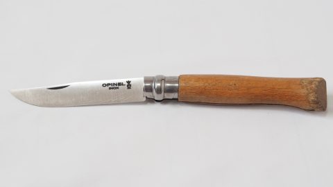 オピネルナイフはキャンプの定番！魅力や選び方、おすすめアイテムも紹介！
