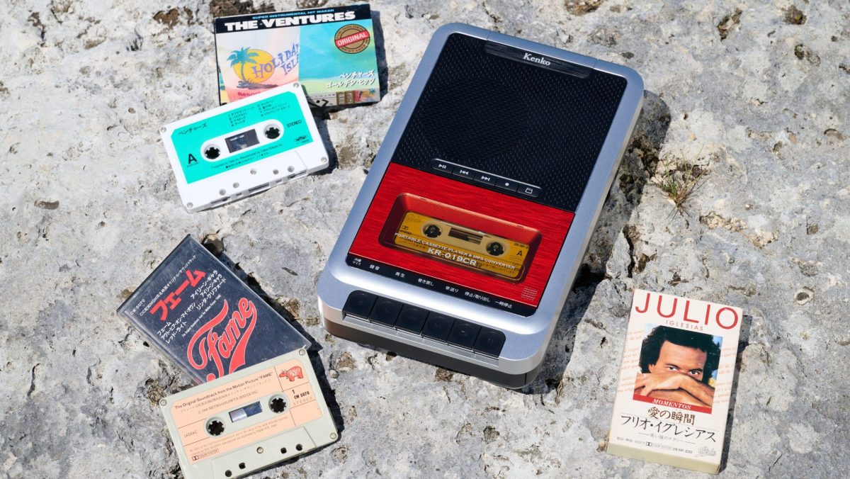 カセットテープ音源を簡単にデジタル化できるポータブルプレーヤーが登場！