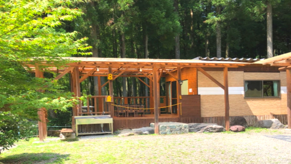 なごみ村キャンプ場 バンガロー