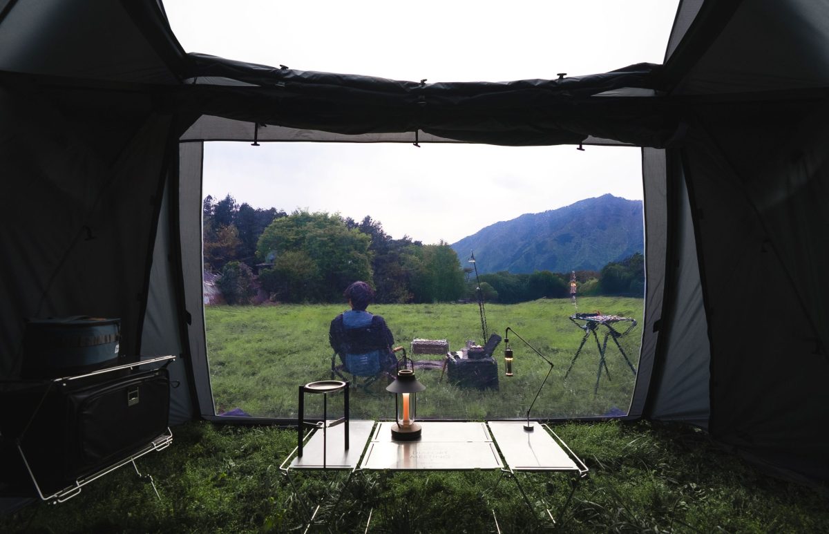 トウキョウクラフトの人気シェルター「テンビ」の新オプション登場！取り付けるだけで開放感抜群