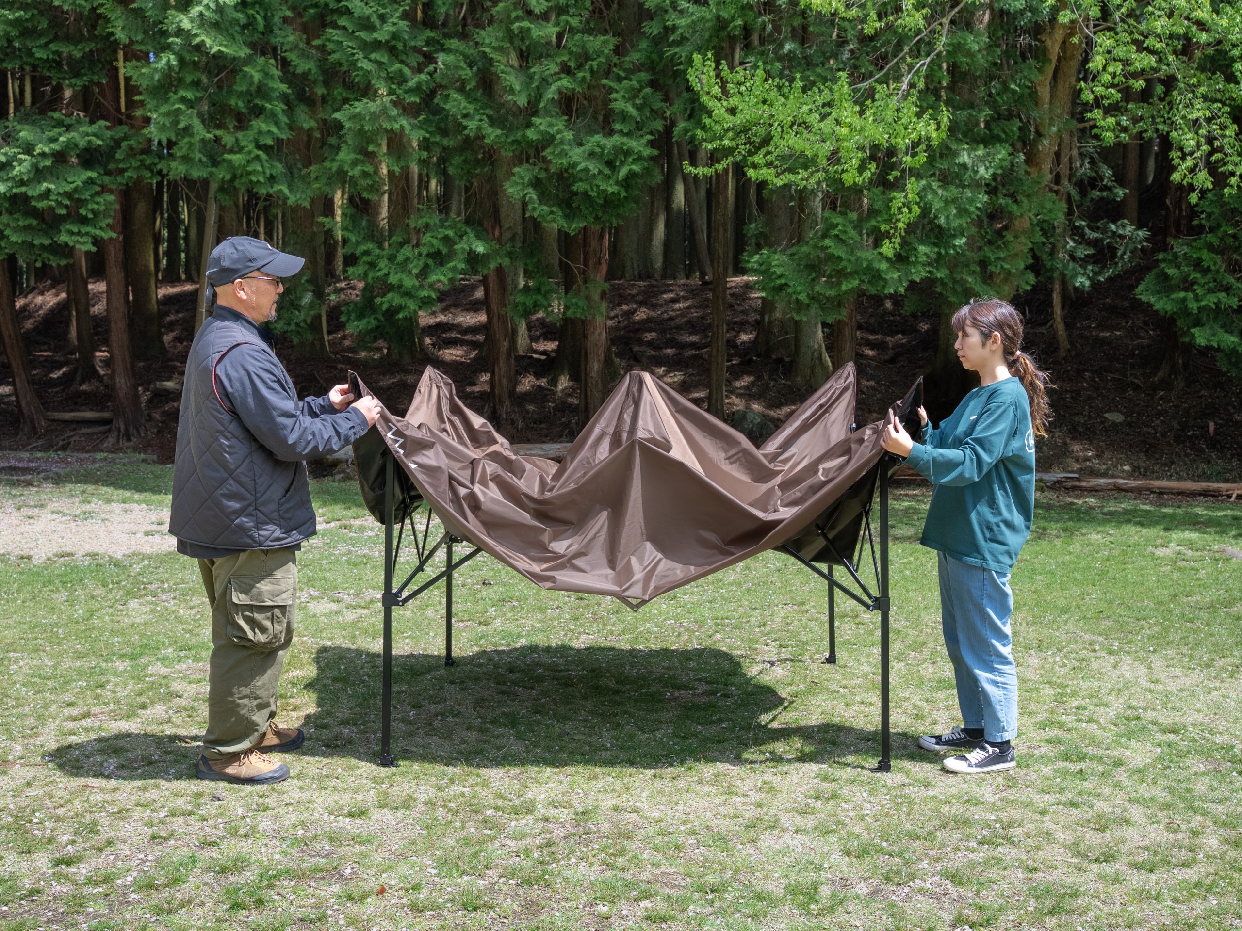 Alpen Outdoors（アルペンアウトドアーズ）／100％完全遮光 ワンアクション型タープ2.5