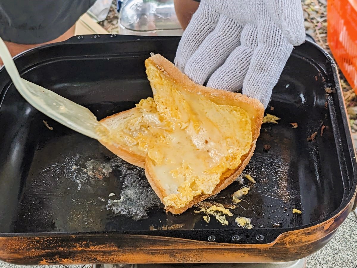 パンを焼く