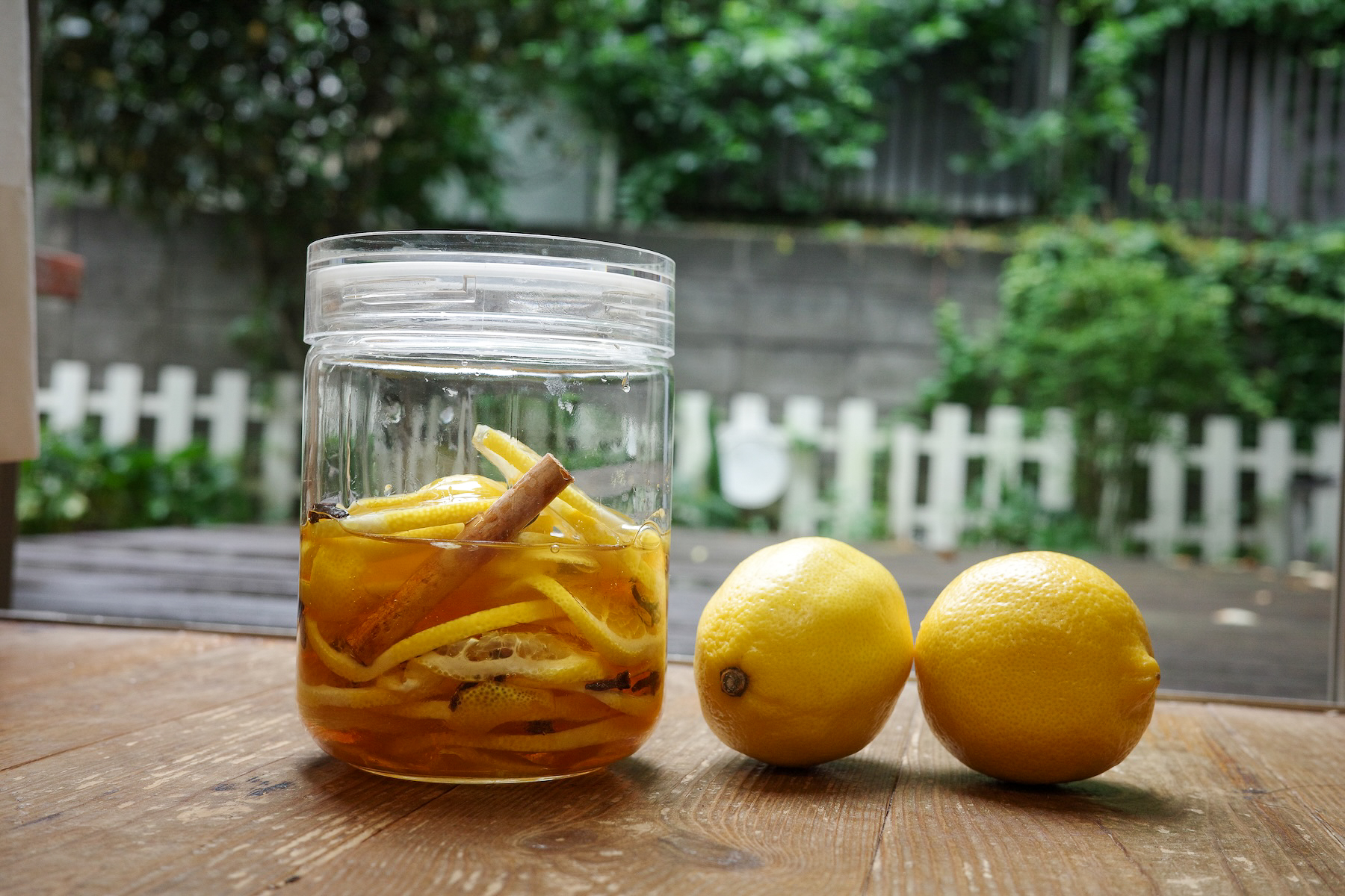 熱中症や暑さからくる胃疲れ対策にぴったり。夏に向けた「スパイスレモネードの素」レシピ