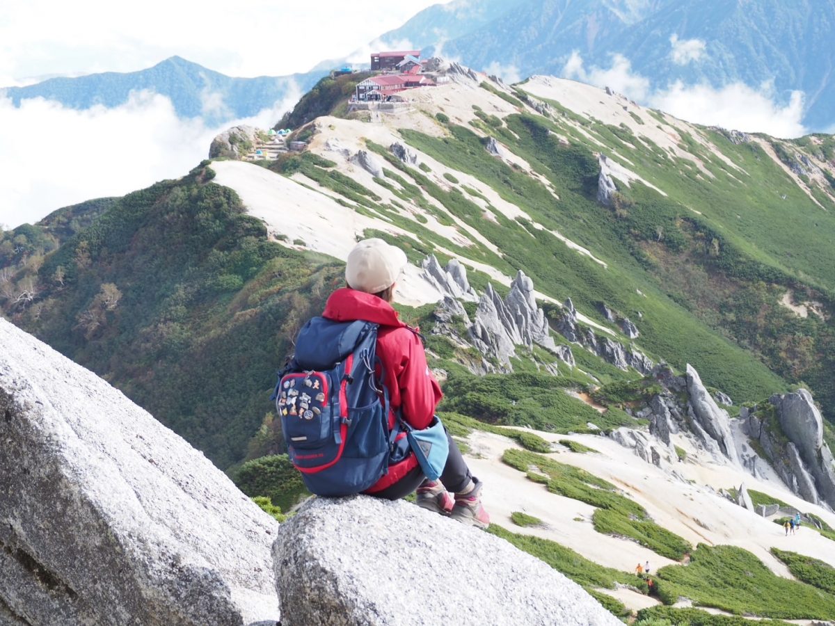 夏登山の際の服装とは？レディースアイテムを紹介