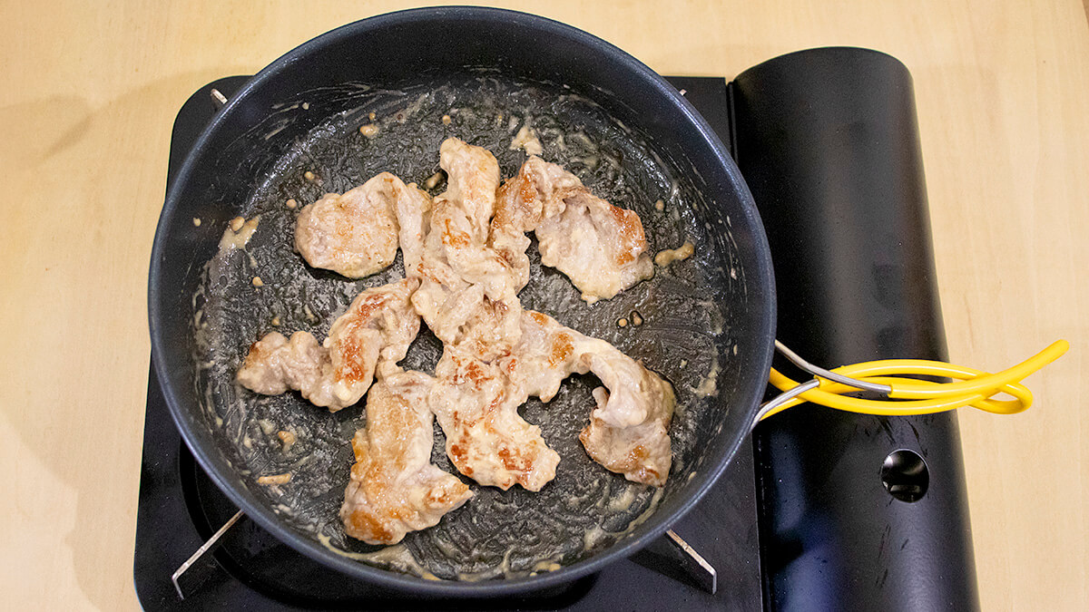 「ホリネーズ辛口」を和える