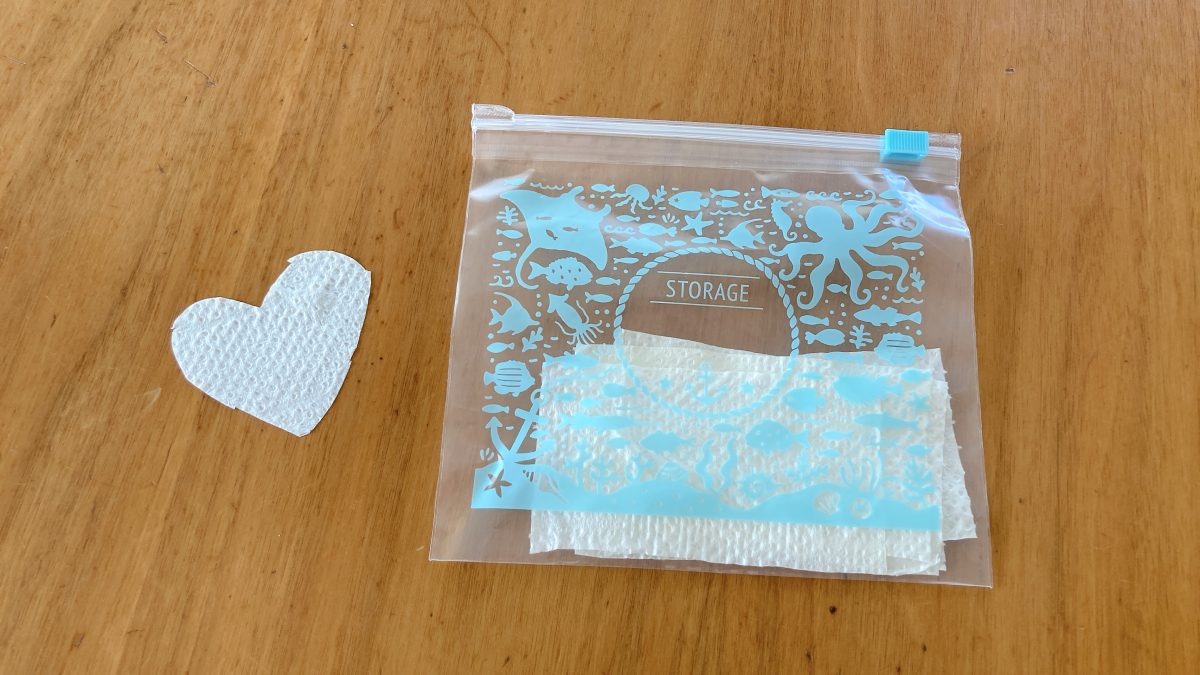 ジップロックに入れた紙せっけん