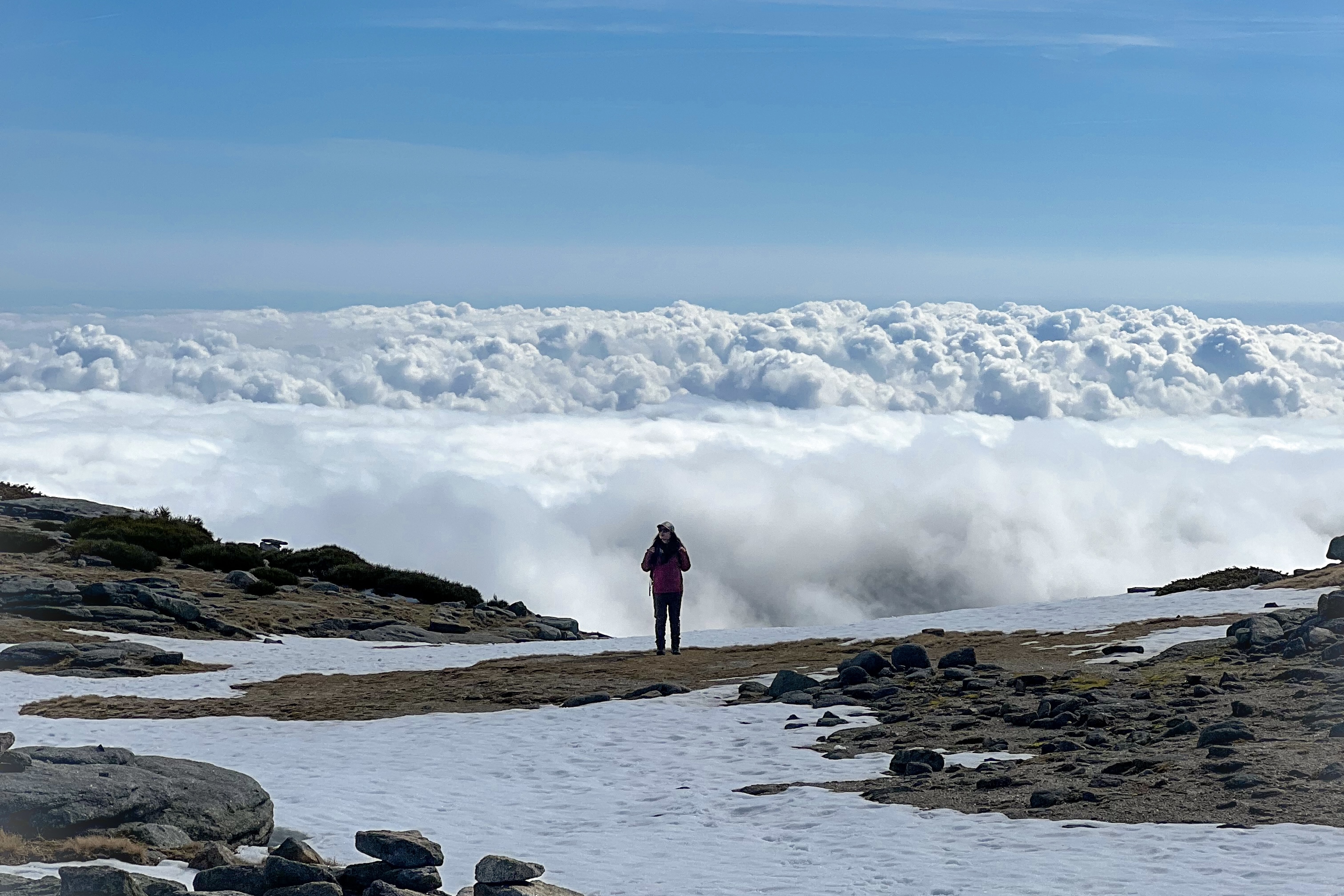 ハイキング気分でヨーロッパ各国の“てっぺん”へ！登山初心者にもおすすめの最高峰5座