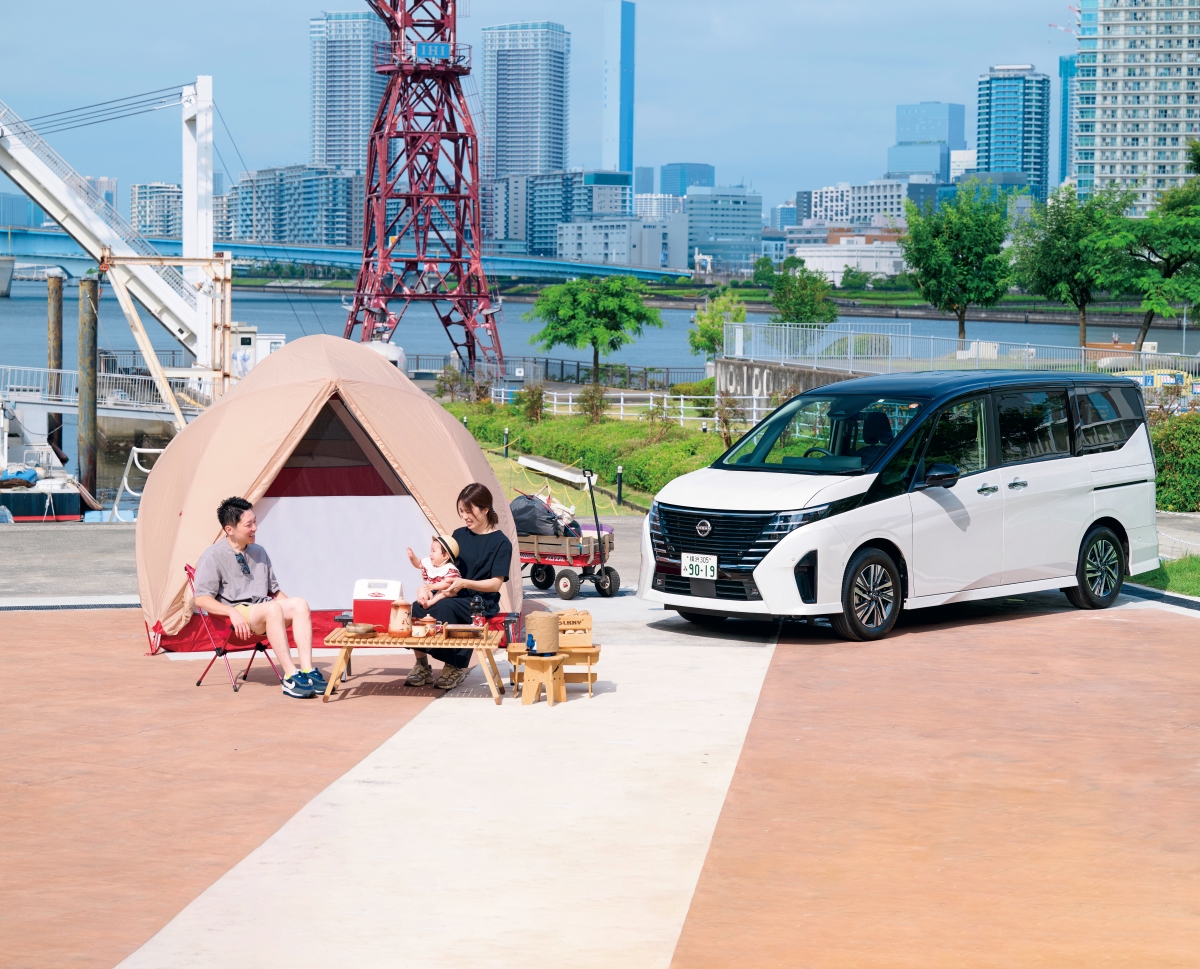 ロングドライブも快適な"e-POWER"×"e-4ORCE"搭載! 日産/セレナの最旬グレードはファミキャンの最適解だ