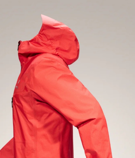 ARC’TERYX (アークテリクス) ／ アルファ ライトウェイト ジャケット メンズ