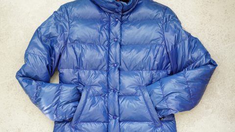 暖かいダウンは何が違う？素材や正しい着方、おすすめ商品を紹介