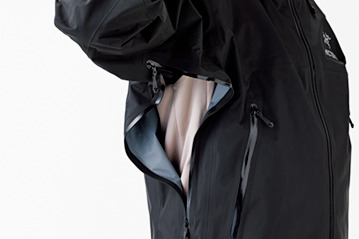 ARC’TERYX (アークテリクス) ／ ベータ AR ジャケット メンズ