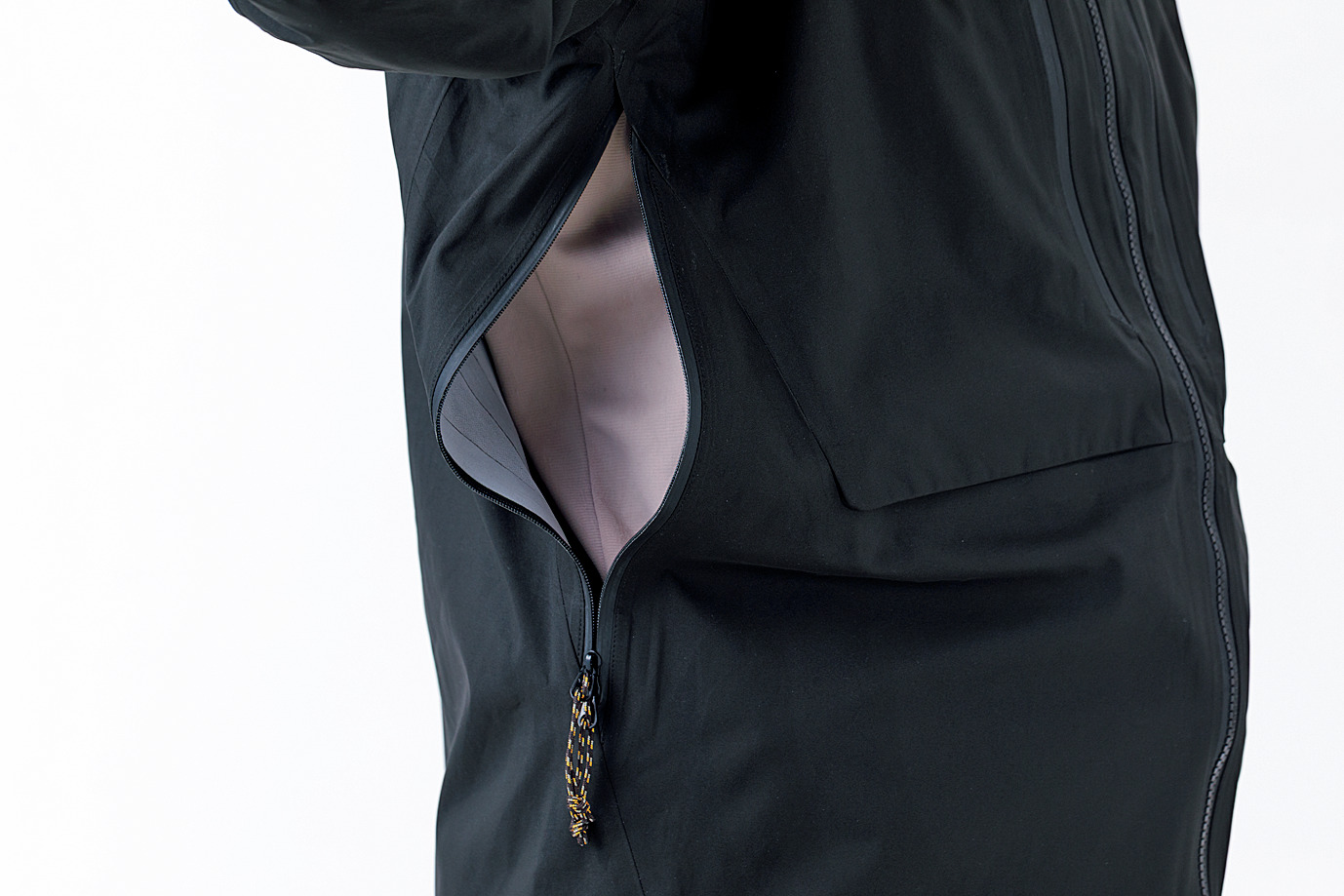 FJALLRAVEN (フェールラーベン) ／ Keb Eco-Shell Jacket