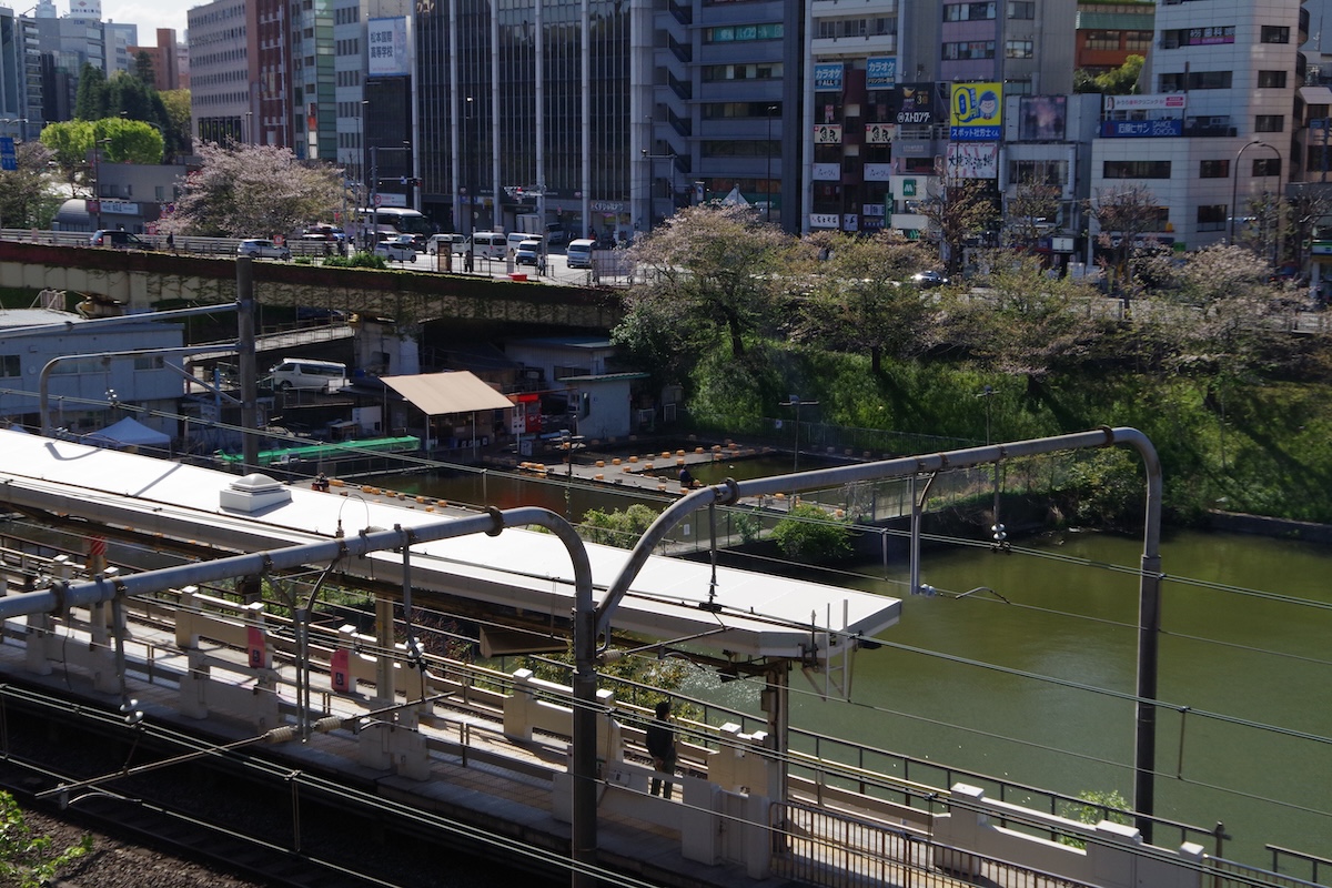 市ケ谷から九段下への緑道を意外?な歴史とともに散策【プロハイカー斉藤正史の東京GREEN WAY FILE.11】