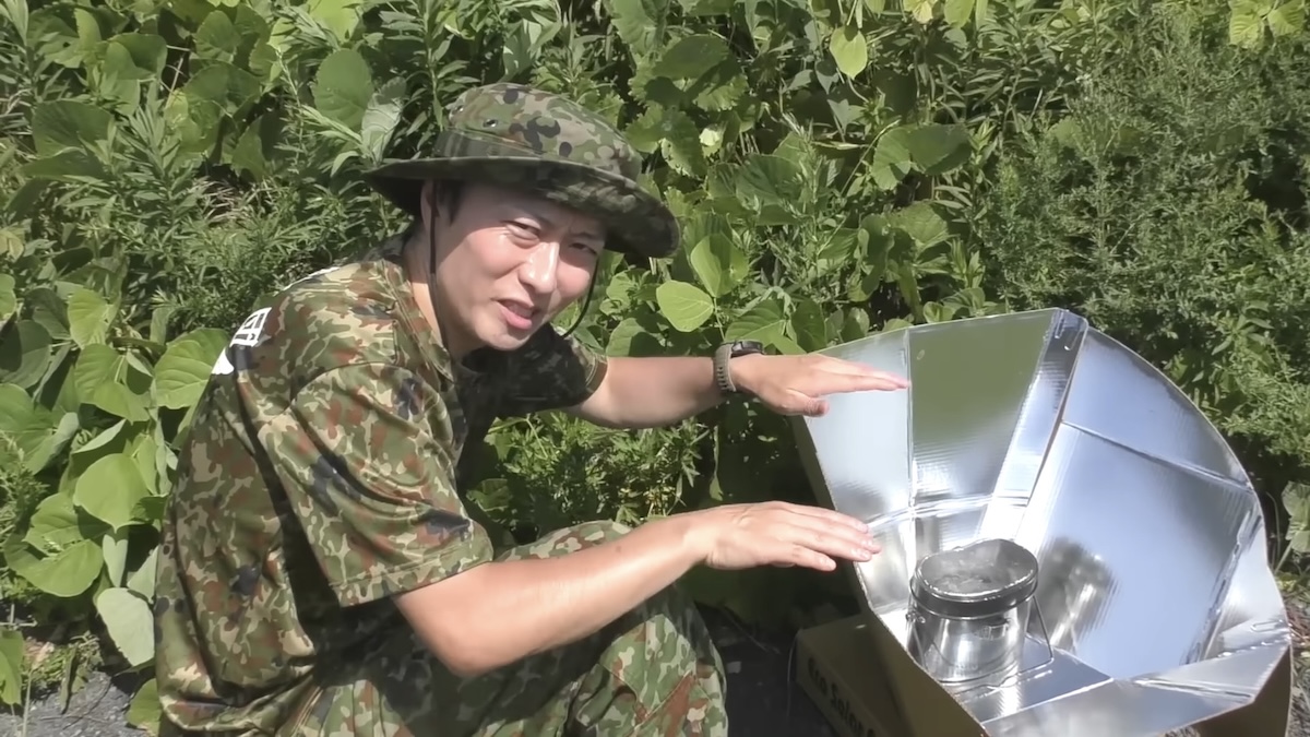 太陽光で調理!エコソーラークッカー✕飯盒でつくる即席麺【自衛隊出身芸人トッカグン小野寺の極上サバイバル飯 VOL.21】
