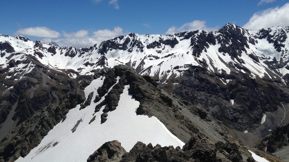 ニュージーランドの山々。