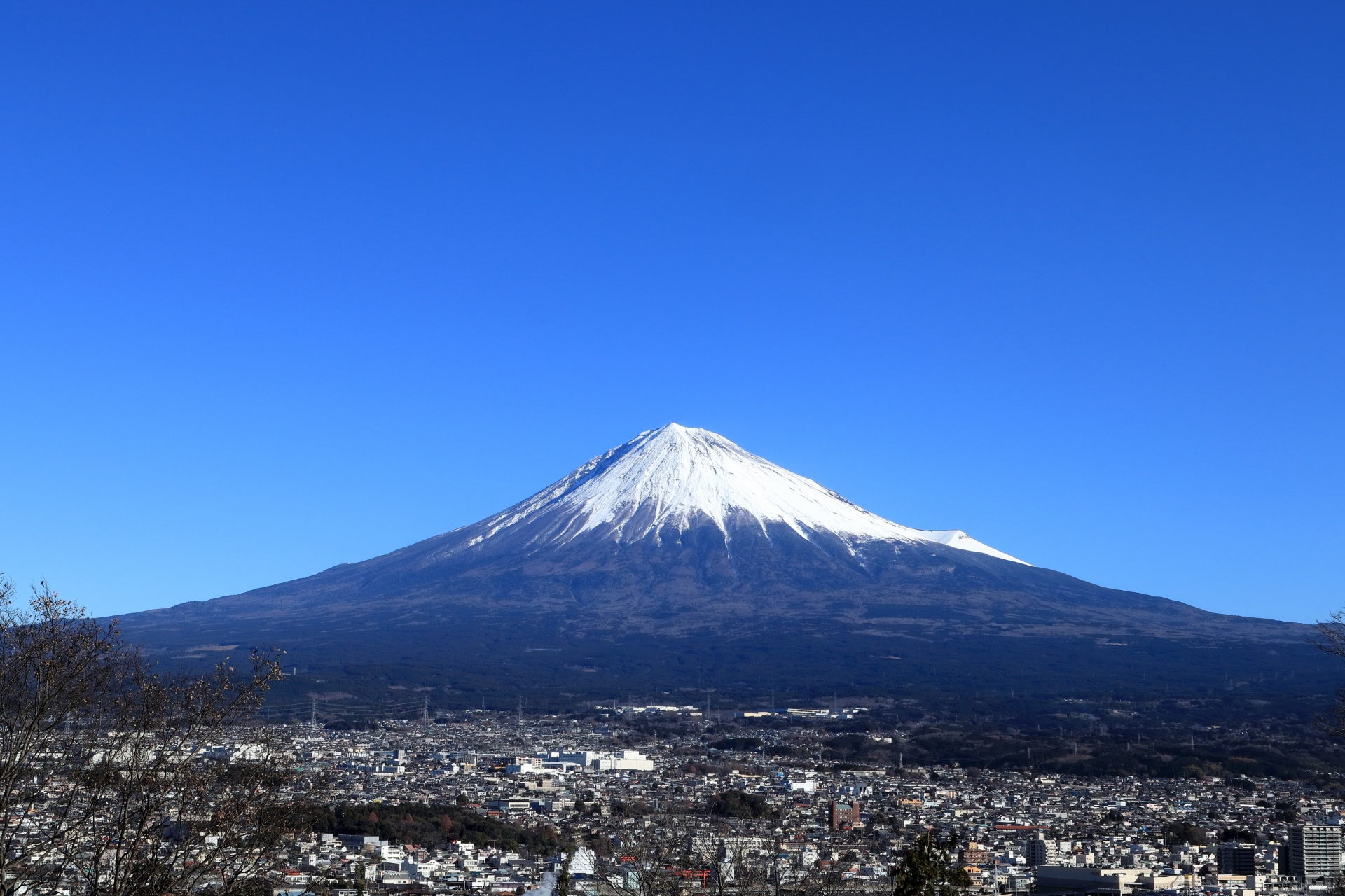 富士山周辺の人気グランピング施設14選!温泉や眺望自慢の宿を厳選