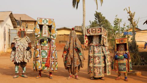 今の私たちに必要な視点とは？ 140か国以上を旅した写真家・竹沢うるまさんの写真展で感じよう