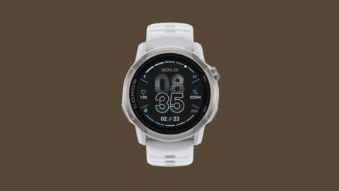 GPS搭載から音声アラートまで！COROSの最新時計「APEX 4」が示す信頼できるギアを解説