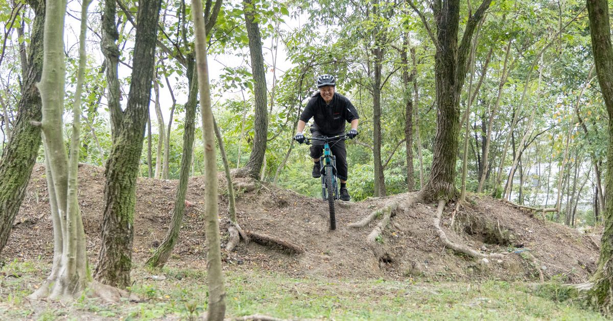 初心者大歓迎。安心してマウンテンバイクデビューができる森のパークが