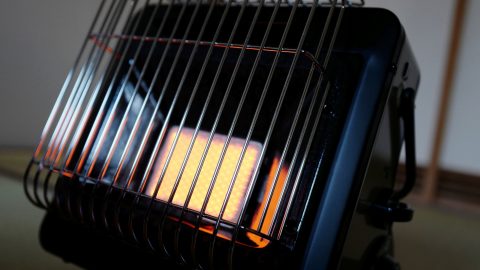 超小型ガスヒーターで冬キャンプをおしゃれに快適に！シャンクヒーターの実力とは