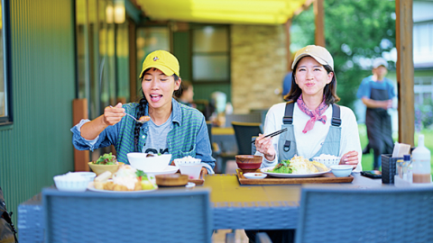 白馬三山＆生ワサビ！絶景と新鮮食材を楽しむ女子鉄キャン旅【in長野・白馬村】