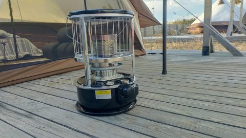 キャンプ用石油ストーブおすすめと安全な使い方｜冬キャンプの必需品ガイド！