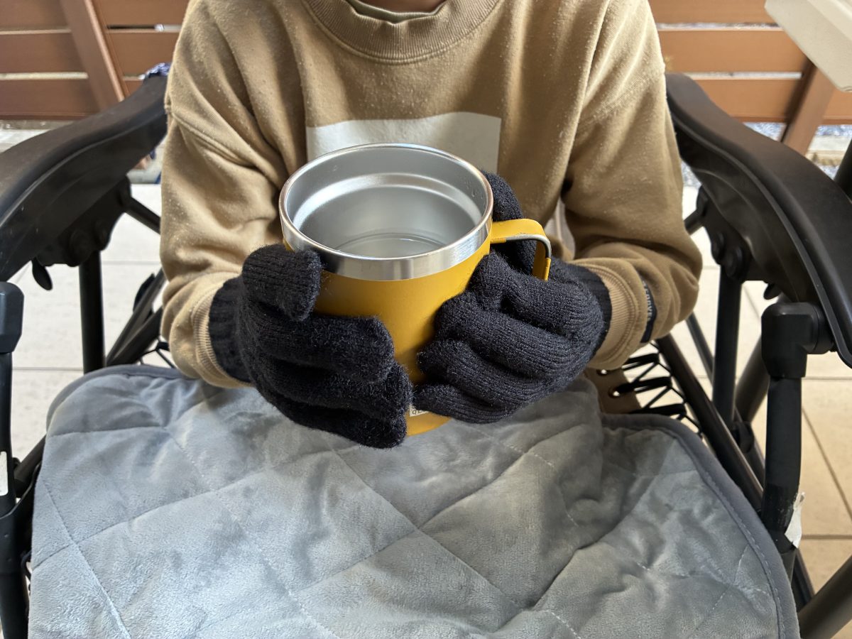 ケーブル編み風手袋