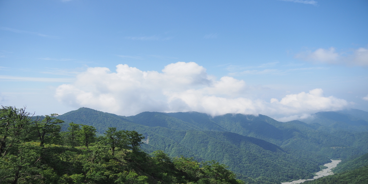 【完全保存版】日本百名山の難易度は？｜初心者〜上級者向けおすすめ登山ルートと一覧表付き