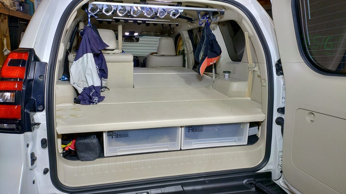 車中泊仕様の荷室