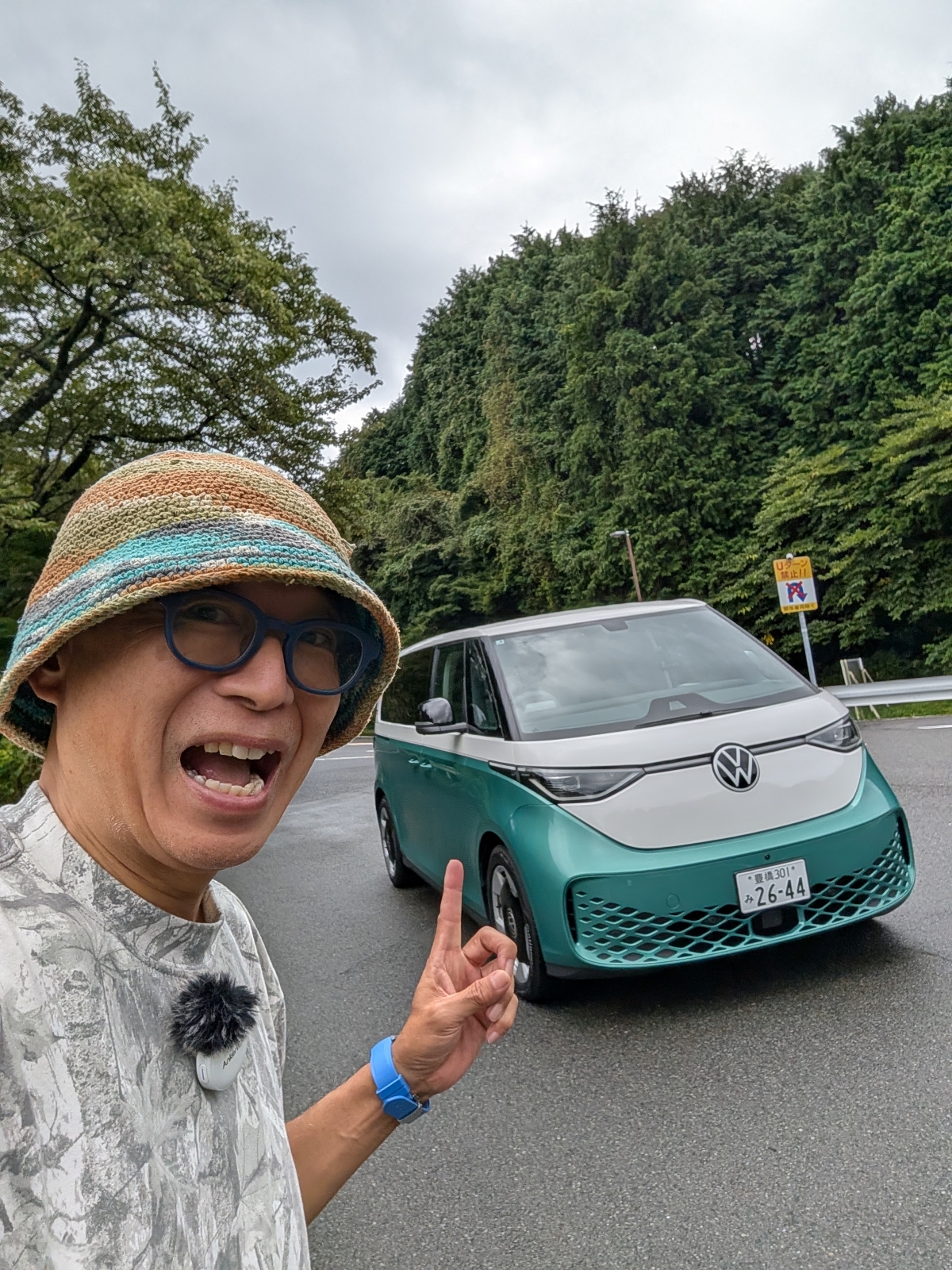VW ID.Buzzをピストン西沢が試乗! 走りは超気持ち良いし幅広い世代にウケますよ