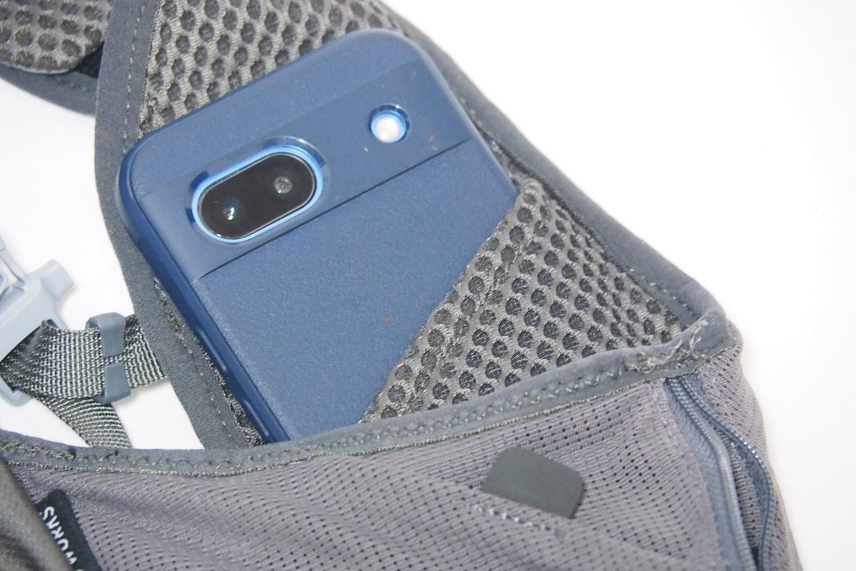 スマートフォンの収納