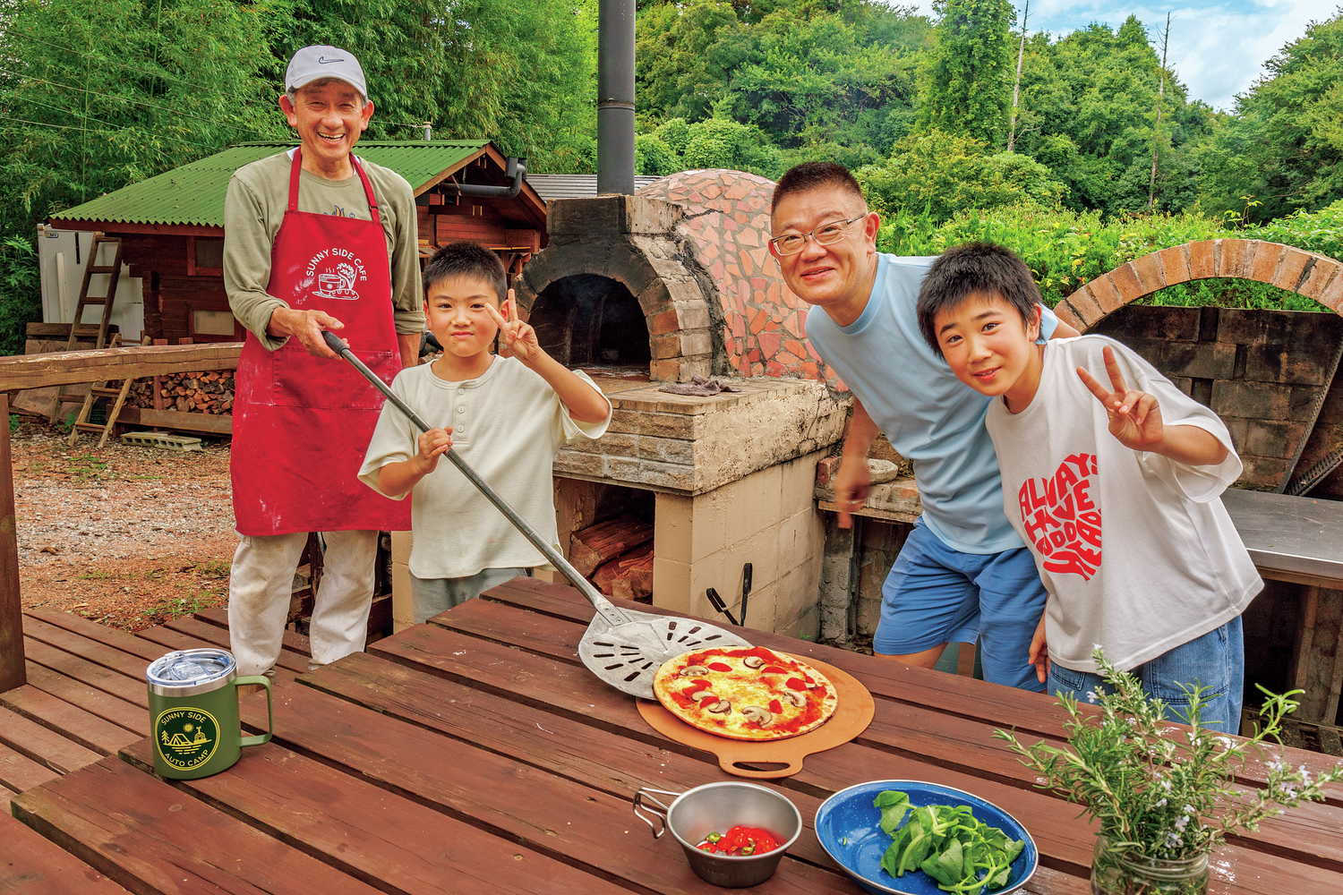 焼きたてに舌鼓！本格的なピザ窯のあるキャンプ場5選