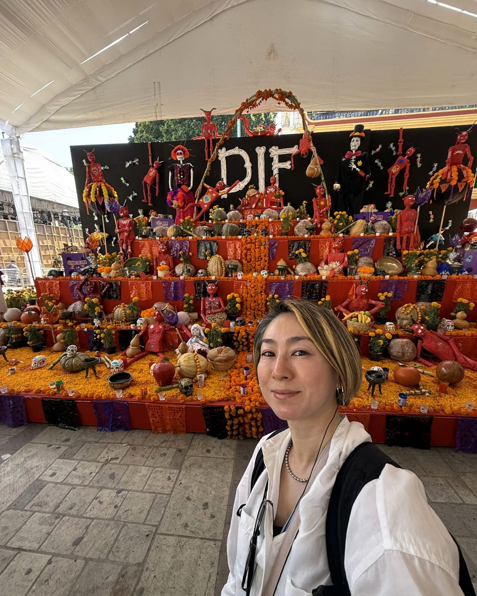 オアハカのソカロ(憲法広場)にある大祭壇前