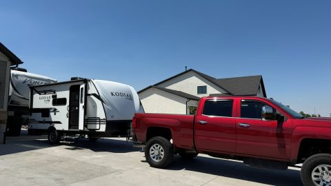 RVにバイクとテントを載せて「スタージス」へ！ アメリカ最大のハーレーダビッドソンのイベントとは