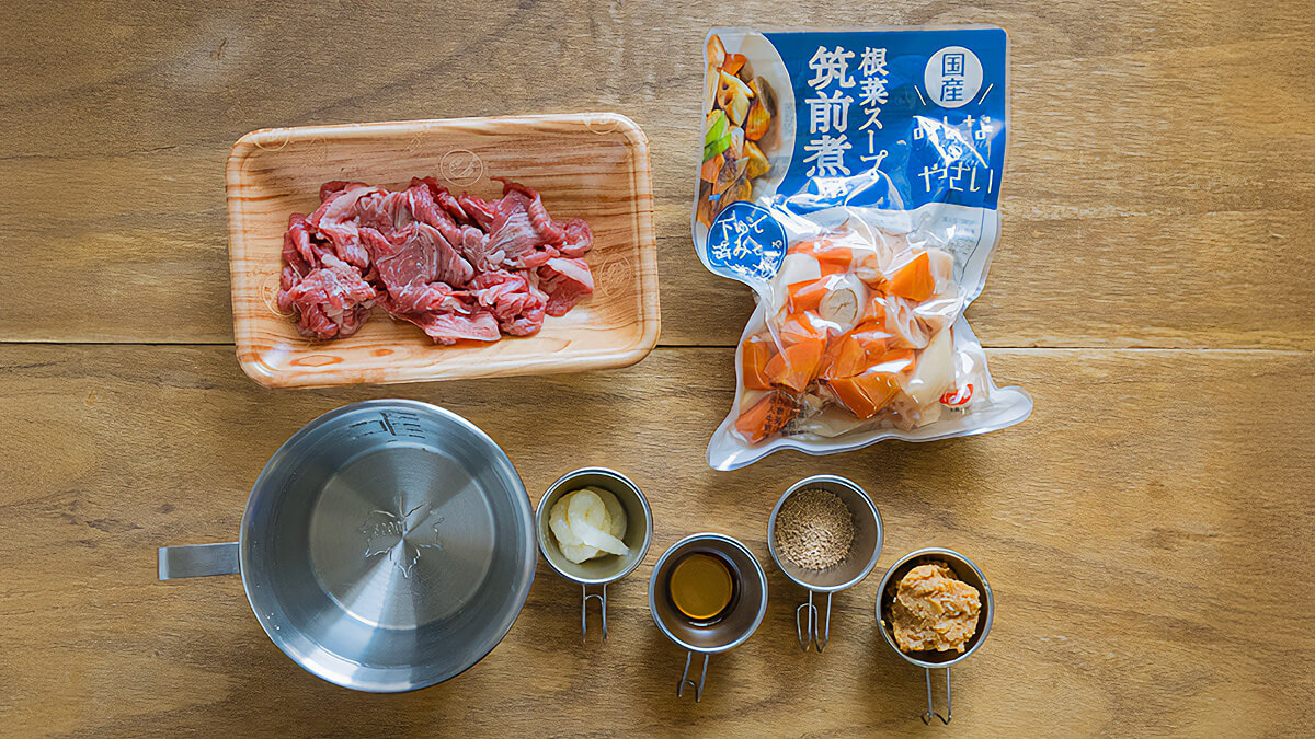 カット野菜で作る時短豚汁の材料