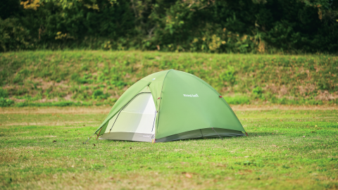 ソロテントとタープと、どれを選べばいい？ BE-PALが一発回答！